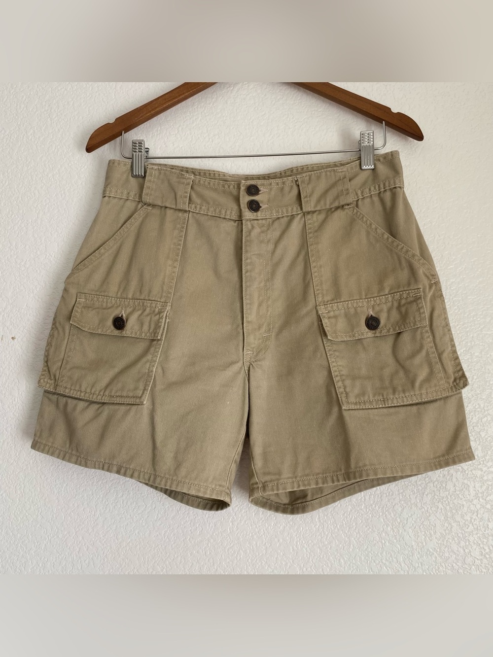 Vintage Gap cotton cargo shorts, khaki